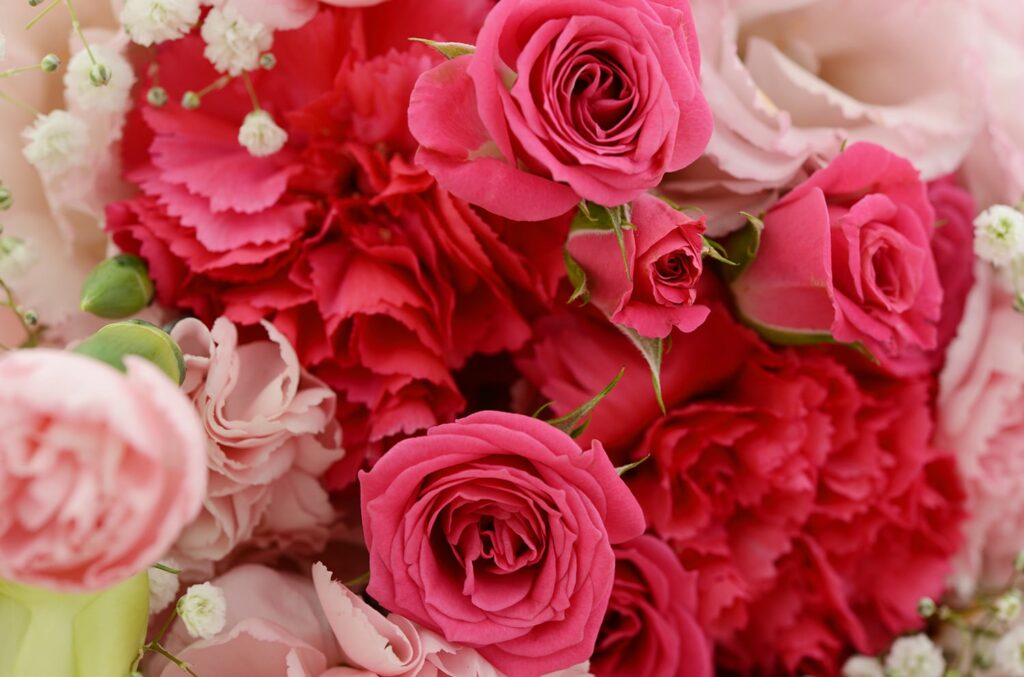 ピンクの薔薇の花束
