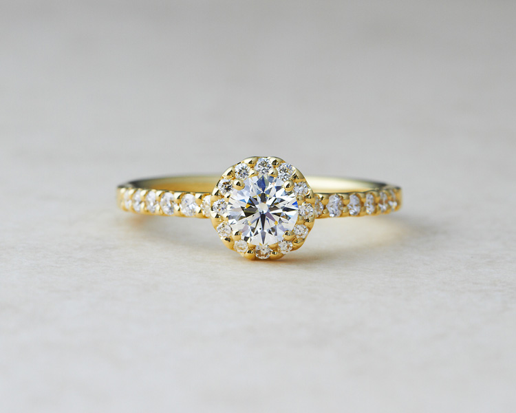 ゴールドの婚約指輪特集 Brilliance